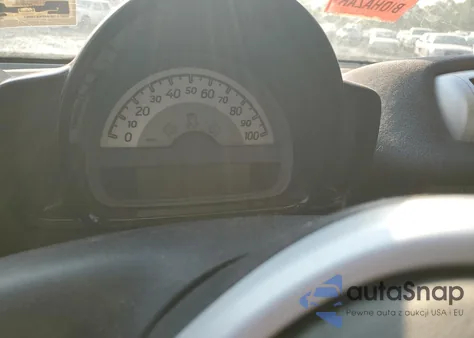 2015 Smart Fortwo Pure z USA, uszkodzony, nr VIN WMEEJ3BA4FK819361